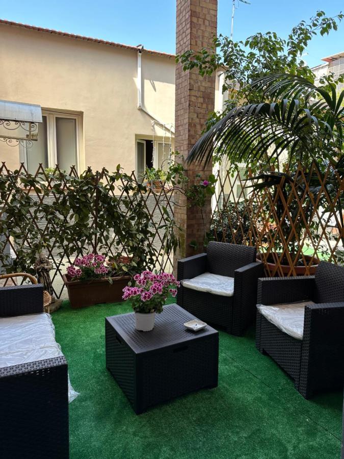 B&B Infinity Naples Luaran gambar